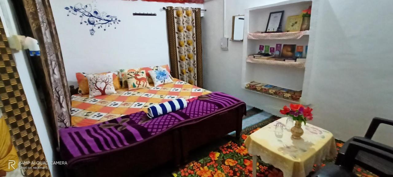 Hostel Buddha ขชุราโห ห้อง รูปภาพ