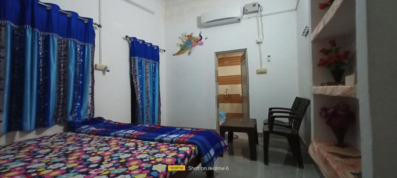 Hostel Buddha ขชุราโห ห้อง รูปภาพ